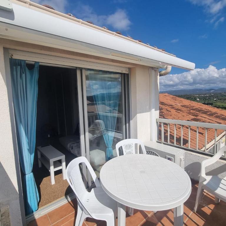 Residence "Le Lagon Bleu" with swimming pool - Apartment - 2