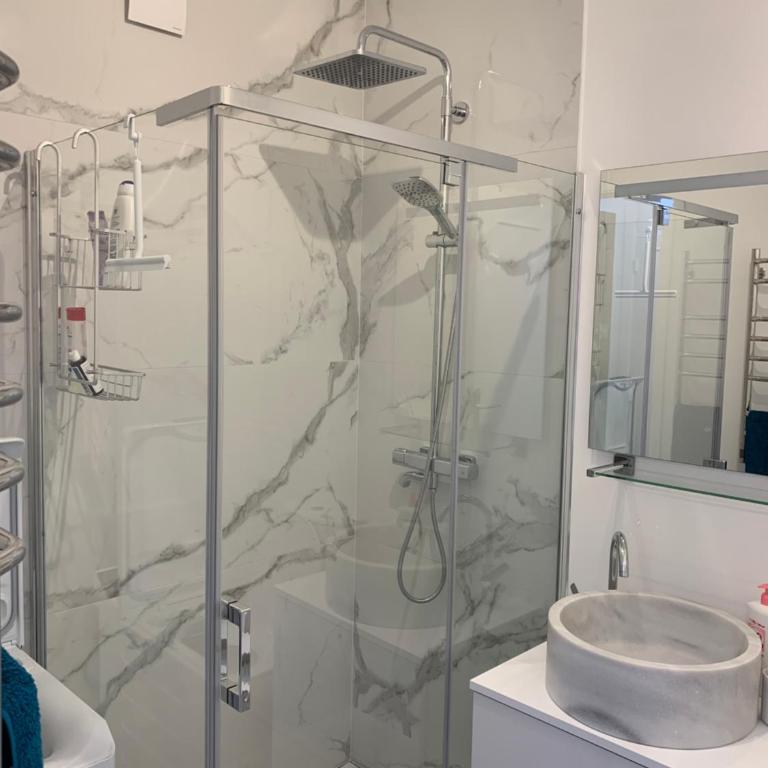 Cozy Studio - Vue Mer Magnifique - Appartement 1 Chambre - 11