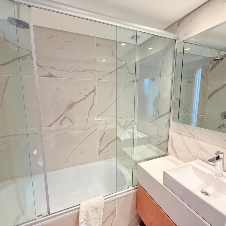 Live Devoto Boutique Apartments - Three-Bedroom Apartment with View - 13