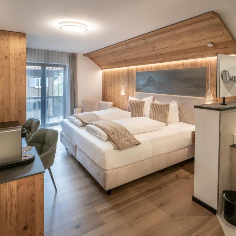 Mäsers Allgäuherz bei Kempten 4 Sterne Superior - Deluxe Doppelzimmer mit Balkon - 17
