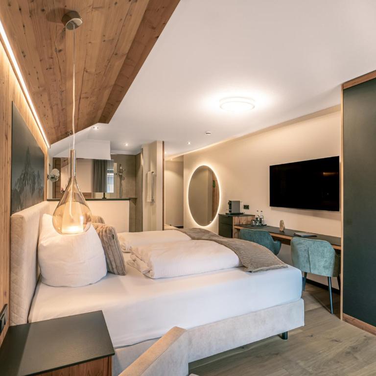 Mäsers Allgäuherz bei Kempten 4 Sterne Superior - Deluxe Doppelzimmer mit Balkon - 4