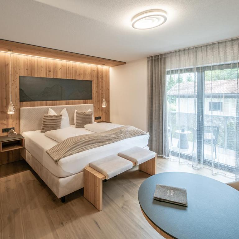 Mäsers Allgäuherz bei Kempten 4 Sterne Superior - Deluxe Doppelzimmer mit Balkon - 14