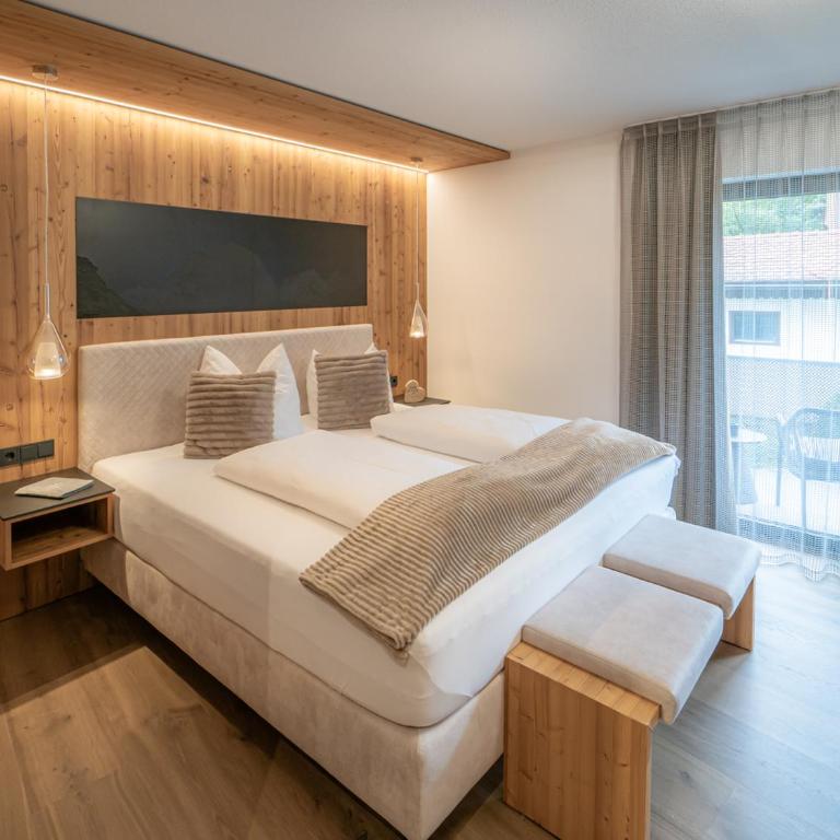 Mäsers Allgäuherz bei Kempten 4 Sterne Superior - Deluxe Doppelzimmer mit Balkon - 11