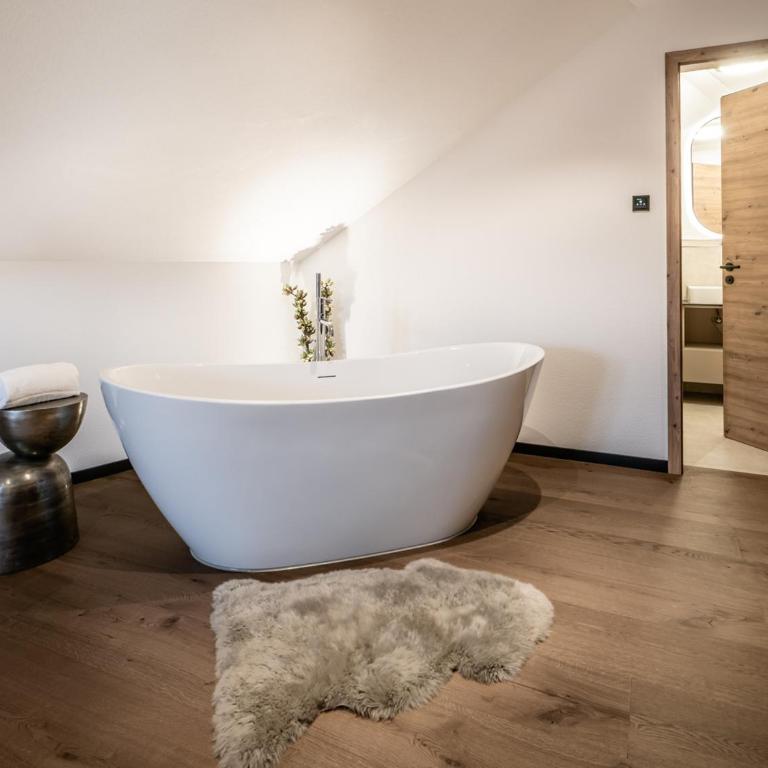 Mäsers Allgäuherz bei Kempten 4 Sterne Superior - Suite mit Balkon - 5