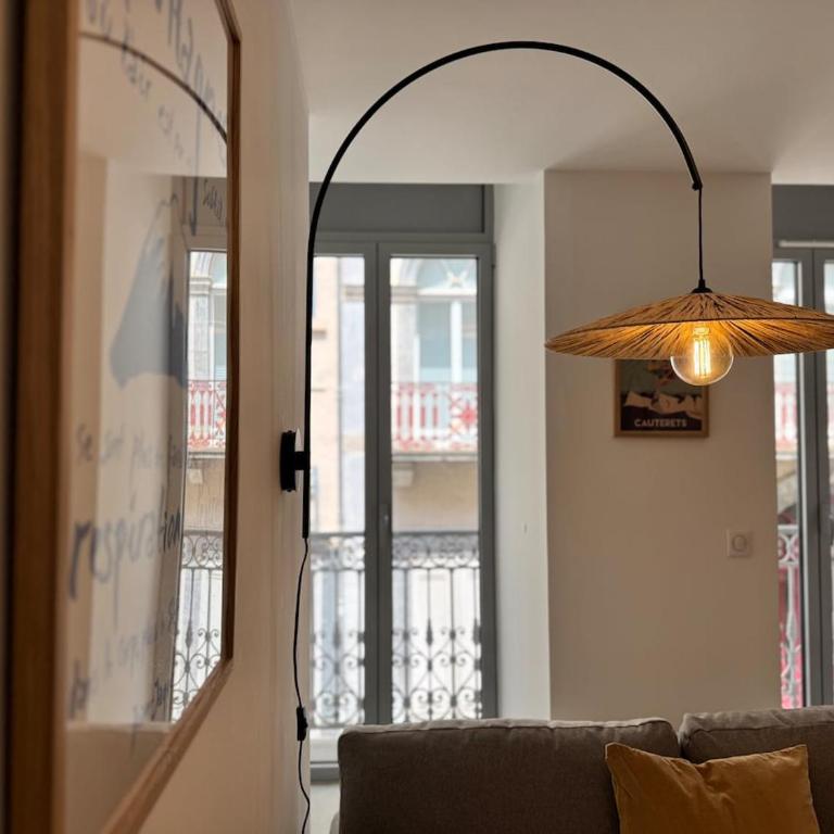 Plein centre Bel apt 3pièces de 70m2 pour 6 pers - Two-Bedroom Apartment - 4