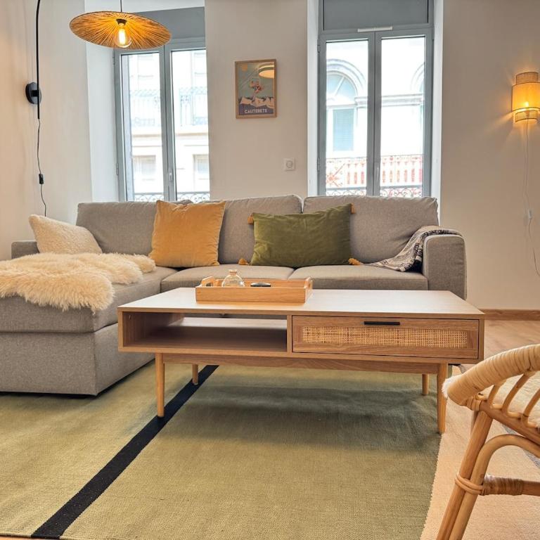 Plein centre Bel apt 3pièces de 70m2 pour 6 pers - Two-Bedroom Apartment - 7