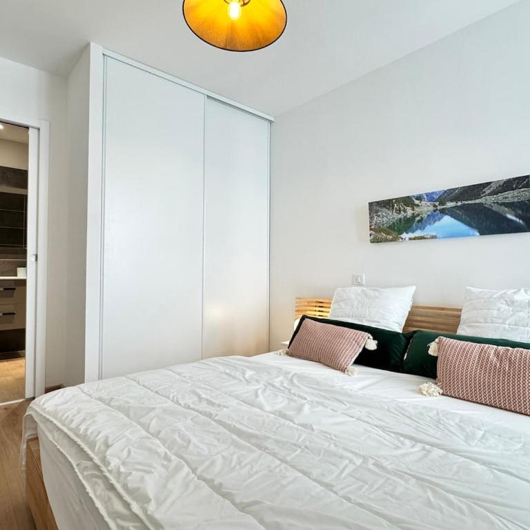 Plein centre Bel apt 3pièces de 70m2 pour 6 pers - Two-Bedroom Apartment - 20