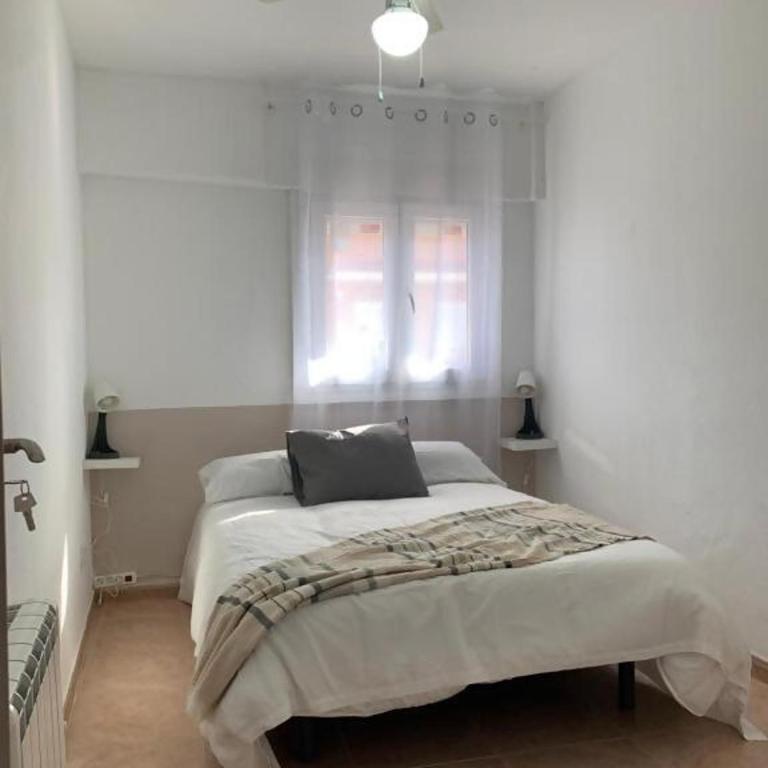 Mejorana Habitaciones - Double Room with Shared Bathroom - 3