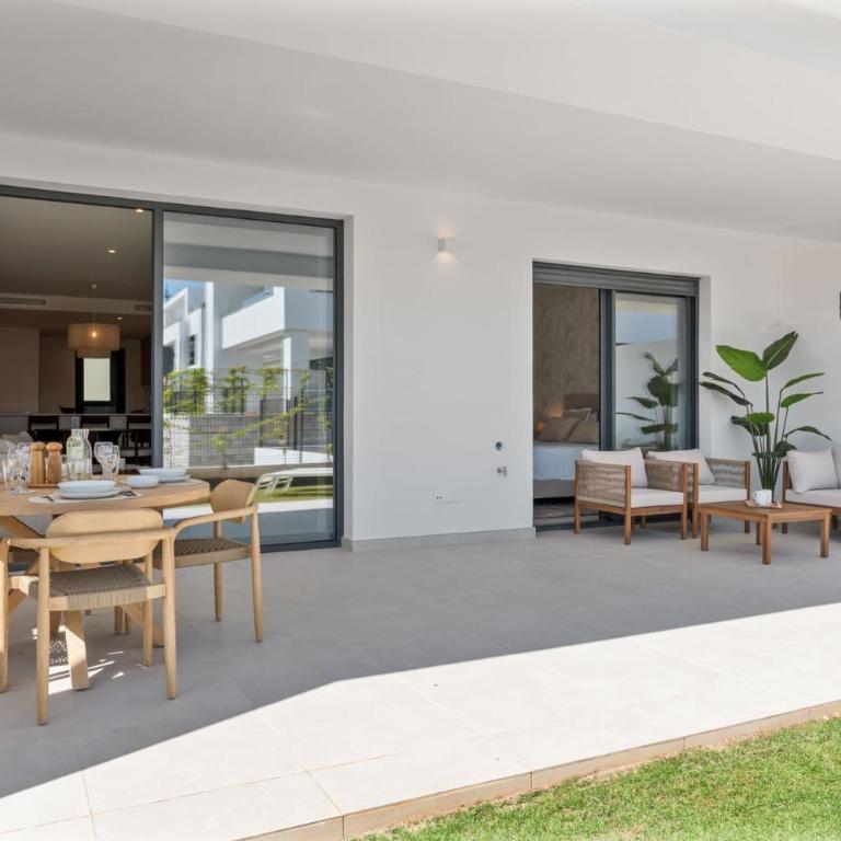 ViVi Homes - Lani - Terrace - pool - garden - Apartamento de 2 dormitorios con terraza - 9