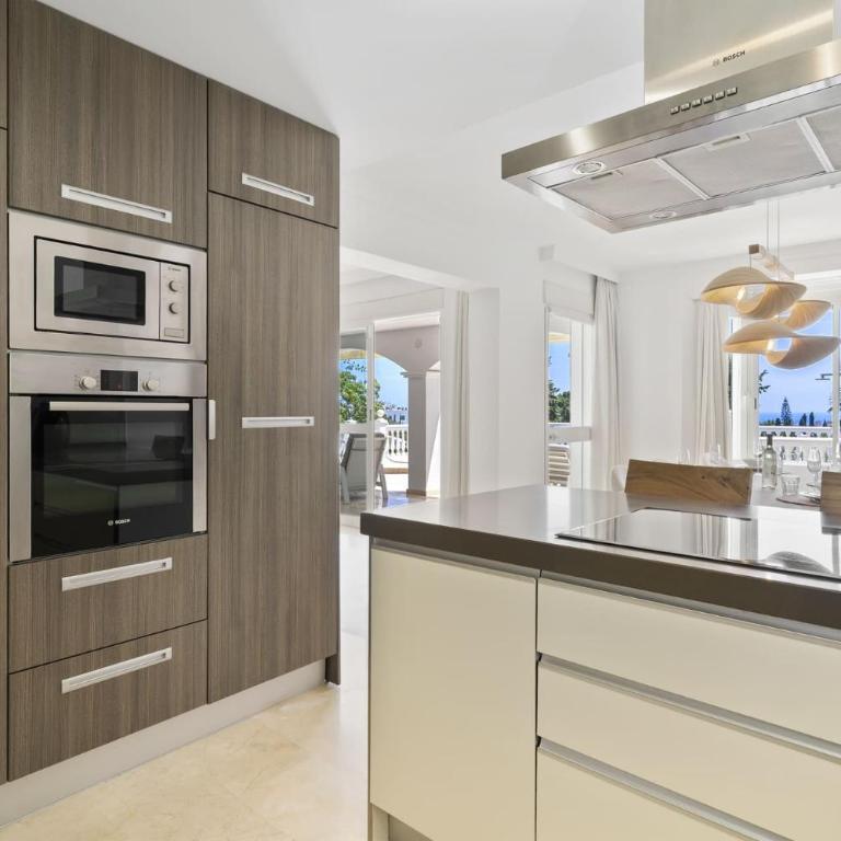 ViVi Homes - Villa Torre Alta - Sea views - pool - terrace - Villa con piscina privada - 26