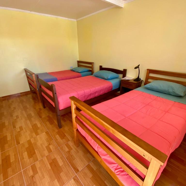 Travel House - Triple Room with Bathroom - 1