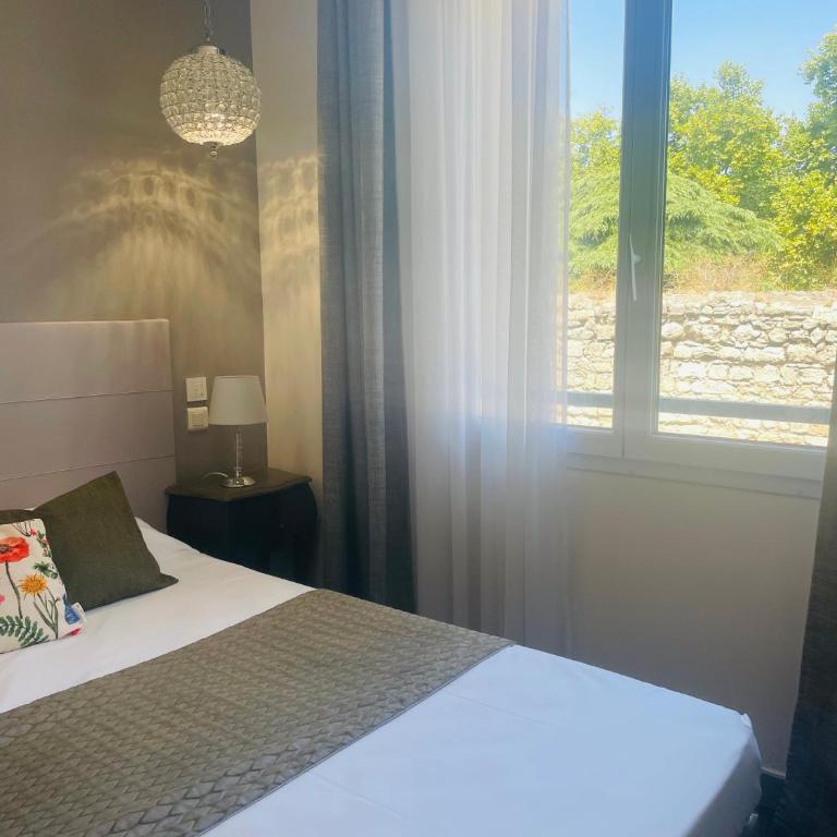 Brit Hotel Acacias - Chambre Double Standard (12 m²) - 20