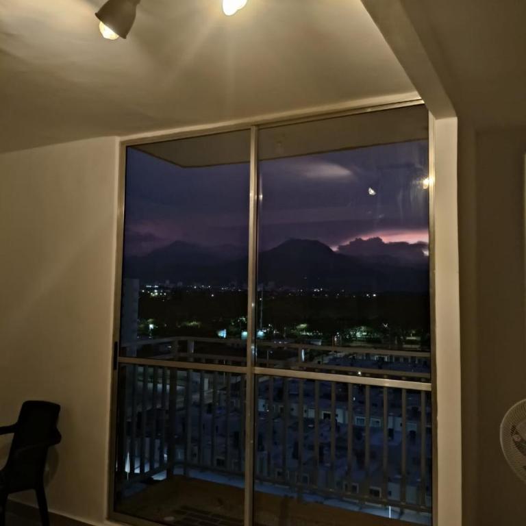 Apto amoblado con aire, piscina y parqueadero en Valledupar - Two-Bedroom Apartment - 17