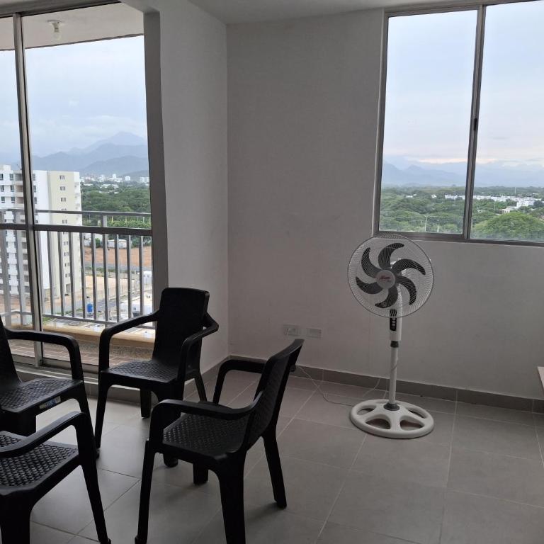 Apto amoblado con aire, piscina y parqueadero en Valledupar - Two-Bedroom Apartment - 14