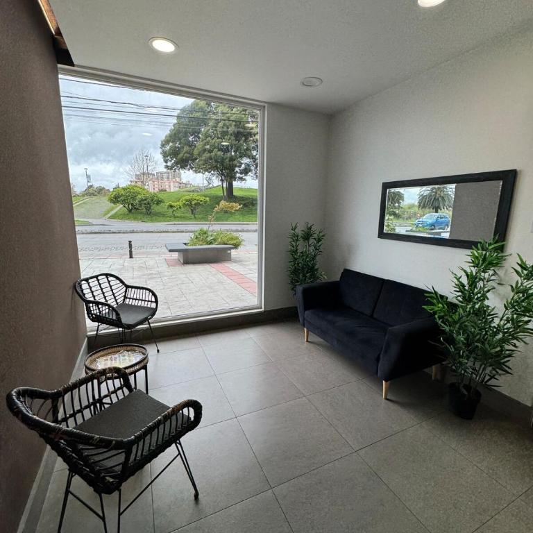 Departamento en Concepción, Frente a Laguna y a minutos del Aeropuerto y centros Comerciales - One-Bedroom Apartment - 16