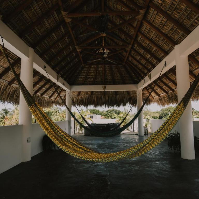 House with private pool, walking distance to beaches & restaurants - Casa de 4 dormitorios - 15