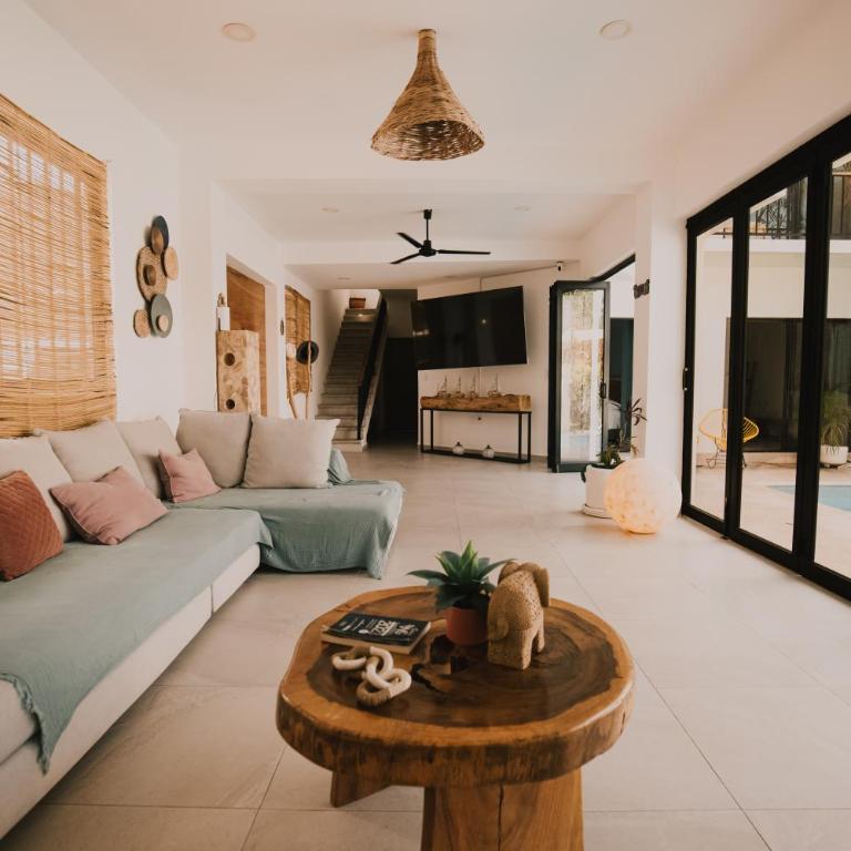 House with private pool, walking distance to beaches & restaurants - Casa de 4 dormitorios - 18