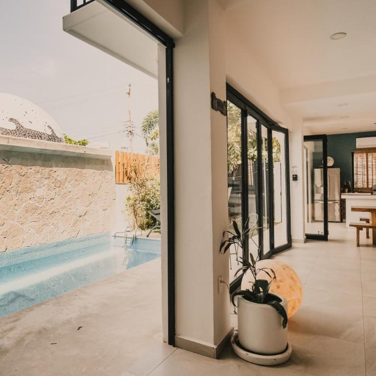 House with private pool, walking distance to beaches & restaurants - Casa de 4 dormitorios - 26