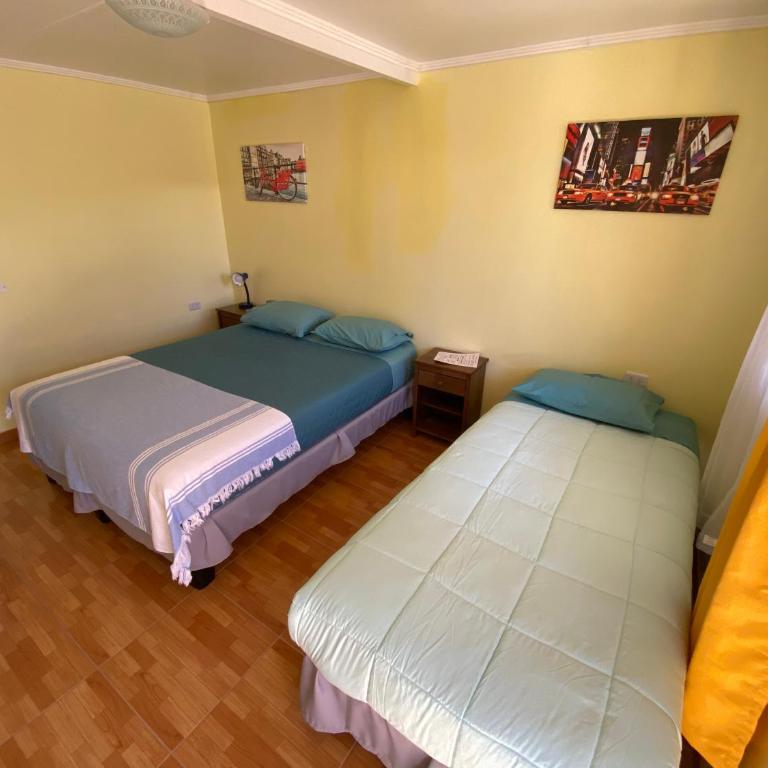 Travel House - Triple Room with Private Bathroom - 3