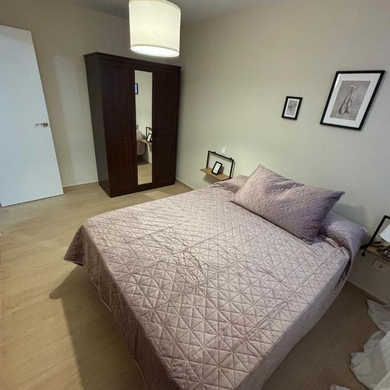 Puente de Piedra - Two-Bedroom Apartment - 2