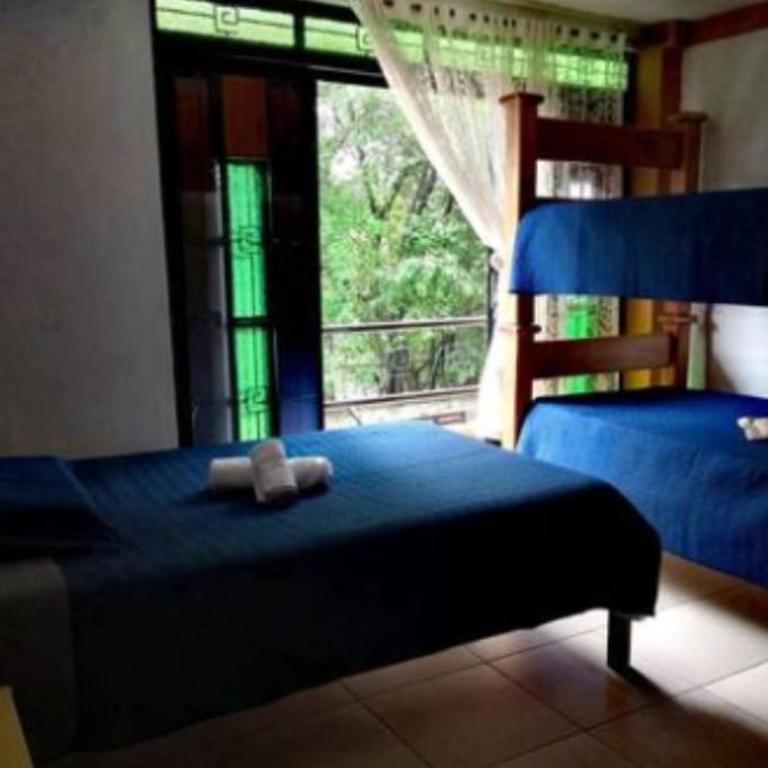 Cali salsa y rumba ,casa de los perezosos - Habitación Triple - 10