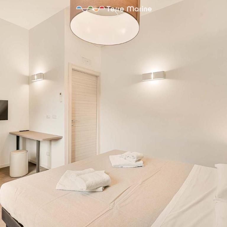 The Suite Cavour, TerreMarine - Appartamento con 1 Camera da Letto e Balcone - 11