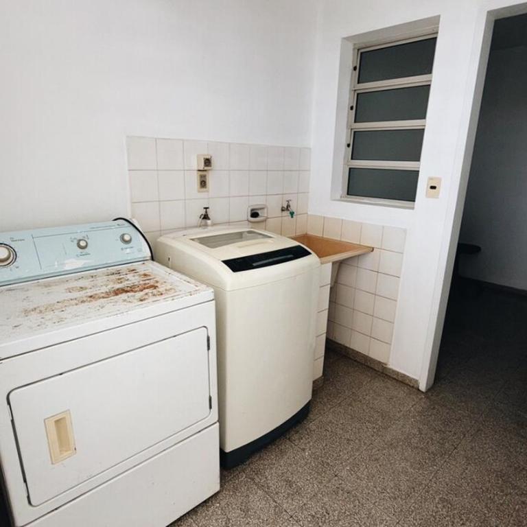 Depto en zona shopping y puente - Apartamento de 3 dormitorios - 6