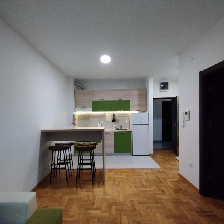 Becici Akacia Apartments - One-Bedroom Apartment - 4
