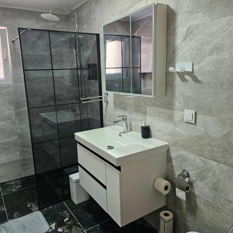 ROYAL AMBIENCE Sarajevo - Two-Bedroom Apartment - 27