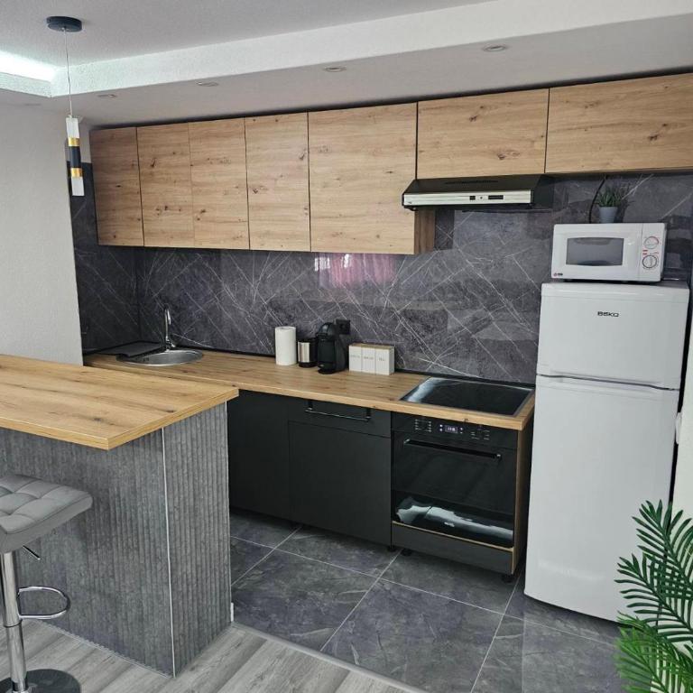 ROYAL AMBIENCE Sarajevo - Two-Bedroom Apartment - 38