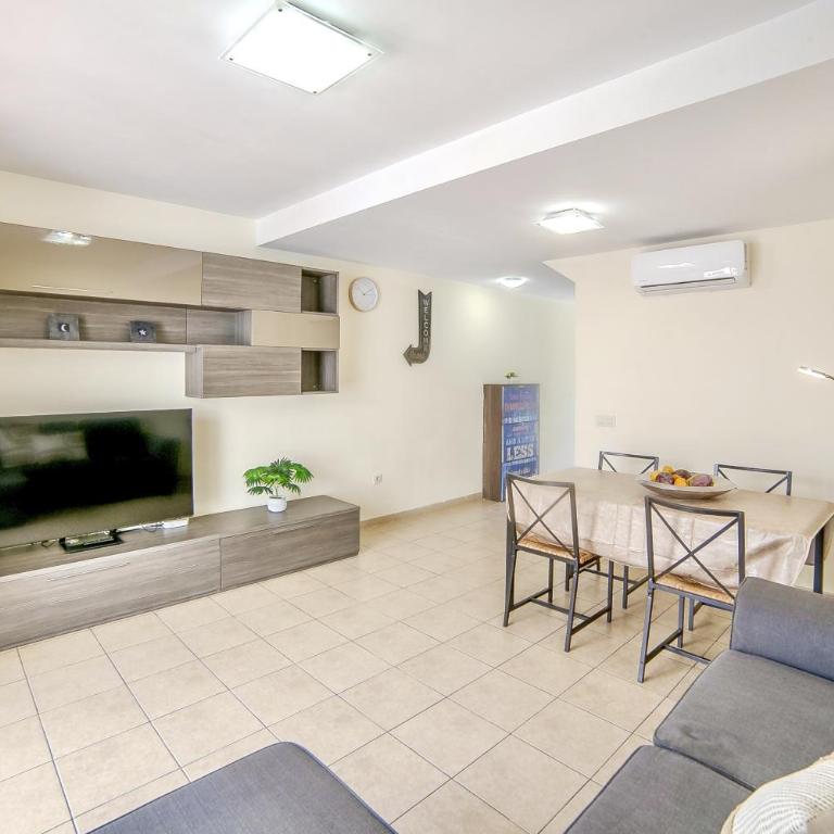 Tenerifeopenhome Townhouse Oasis Fañabe 52 - Casa Vacacional de 3 dormitorios - 28
