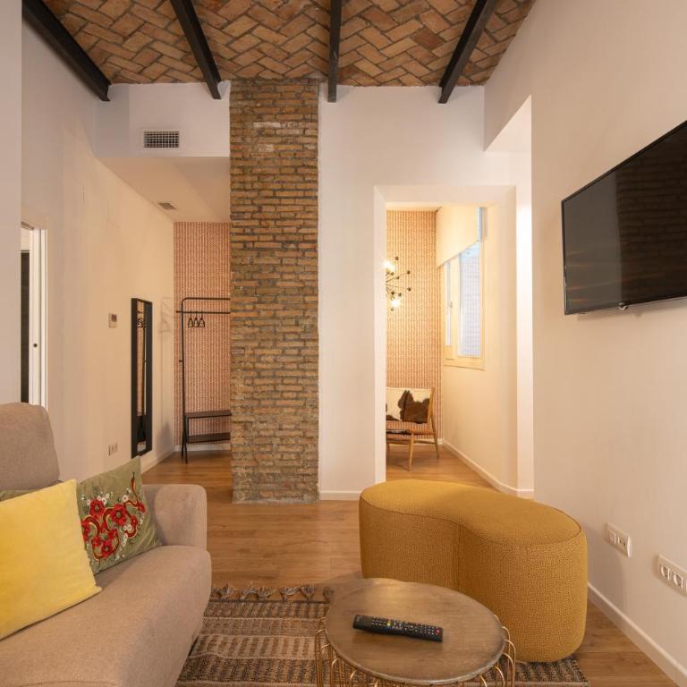 BOTANIC - 2dorm 2baños Centro Catedral Albaicín - Two-Bedroom Apartment with Balcony - 33