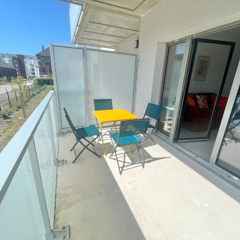 Capucine - Bel appart bohème à deux pas de la plage de Berck - One-Bedroom Apartment with Balcony - 2