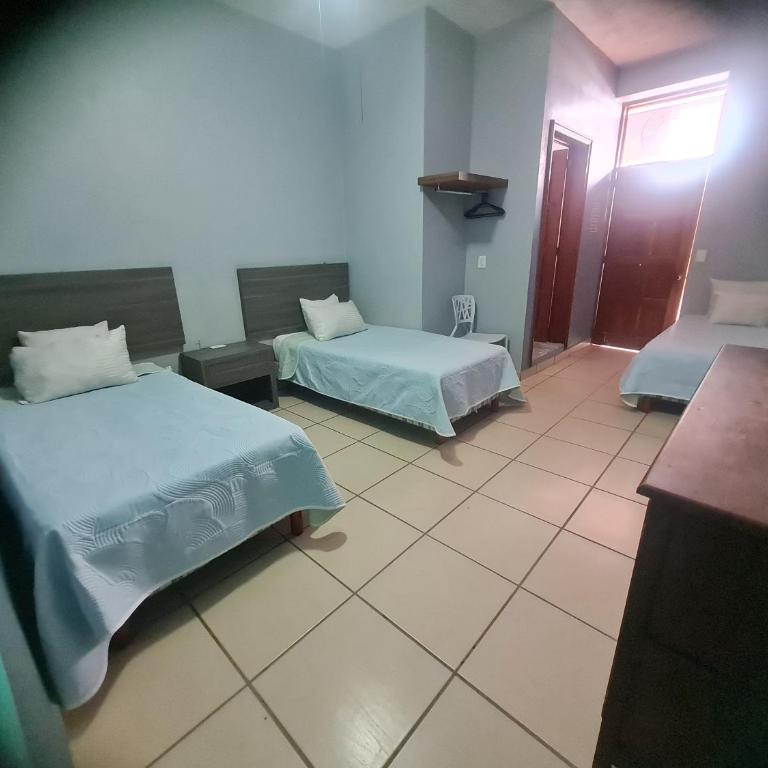 La Conspiración Hotel - Habitación Triple - 4