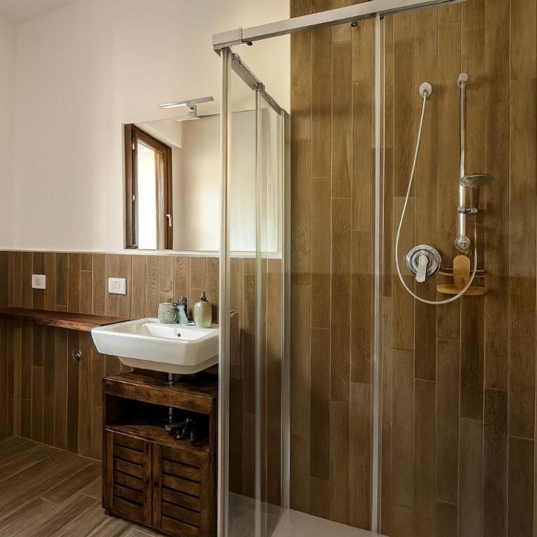 Gold Apartment - Two-Bedroom Apartment - 13