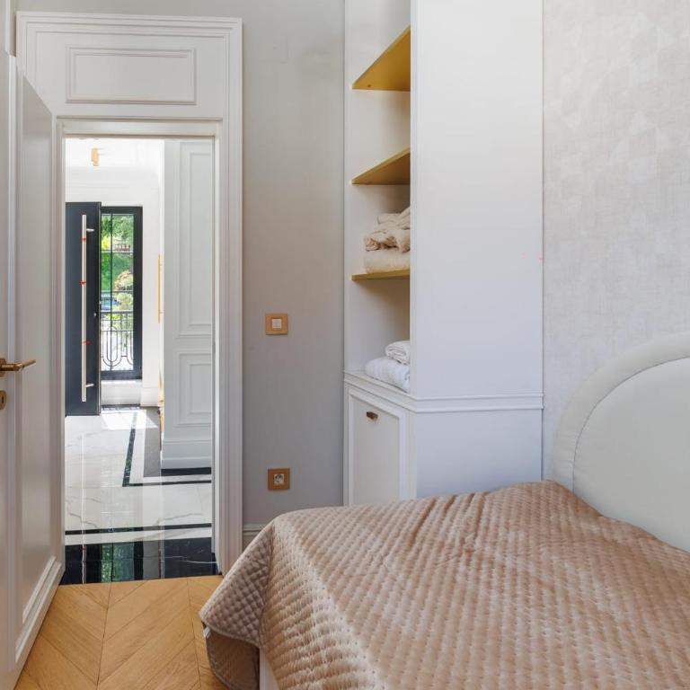 Marble Luxury House - Two-Bedroom Villa - 34