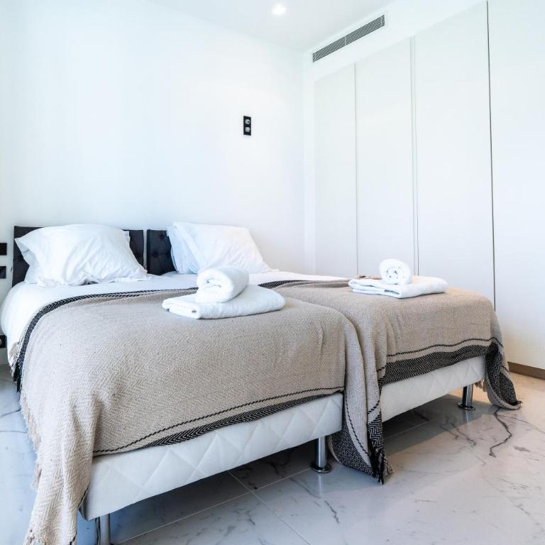 Villa L'oasis, piscine intérieur, extérieur sauna, cinéma - Villa - 26