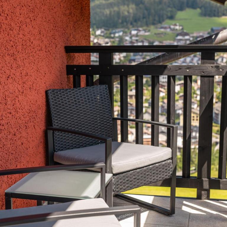 Boutique Hotel Pradell - Camera King con Vista Montagne - 16