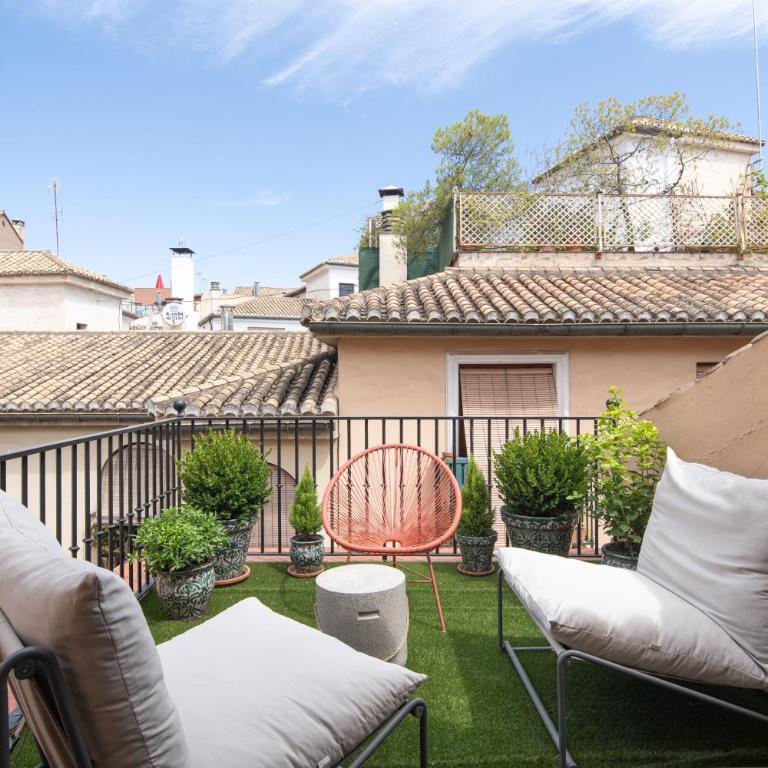 ÁTICO SALVIA - Terraza Centro Albaicín - TheGallery - Two-Bedroom Apartment - 1