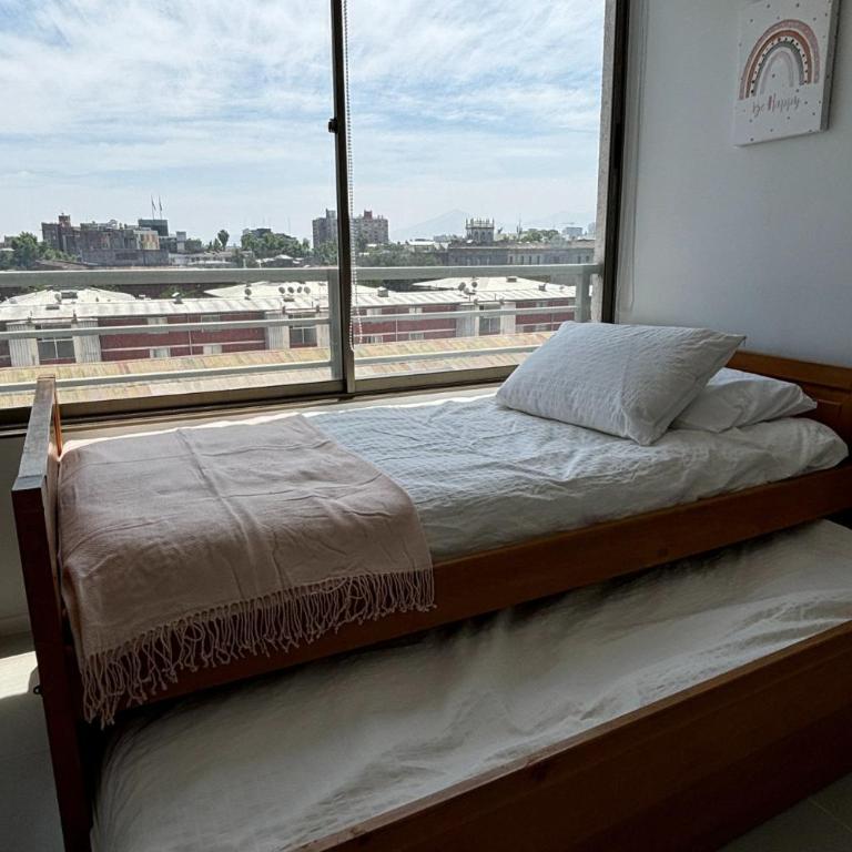 Depto Céntrico + Metro • 2D / 1B • 4 Pax - Apartamento de 2 dormitorios con vistas al jardín - 4