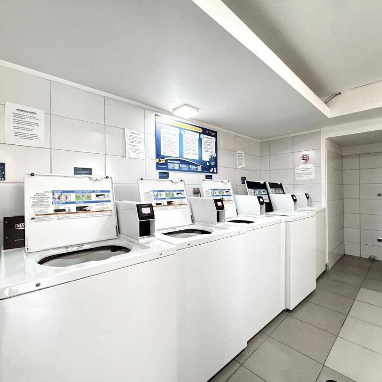 Metro Manquehue, Zona comercial, WIFI, Amplia terraza - Apartamento de 1 dormitorio - 3