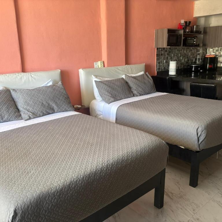 Cancun Plaza Condo Mexico - Studio Apartment with Sea View - 100