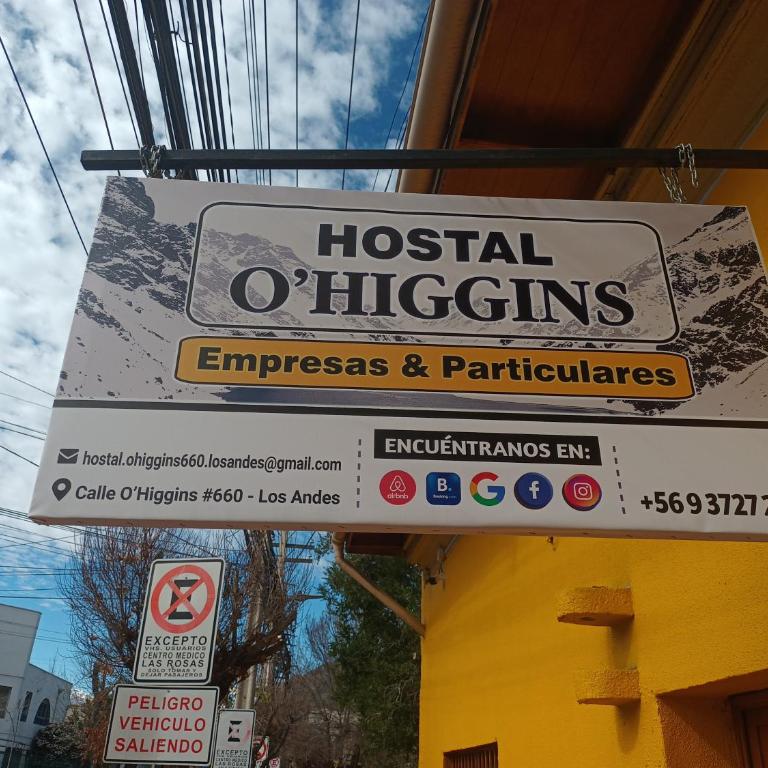 Hostal O'Higgins - Quadruple Room with Private Bathroom - 1