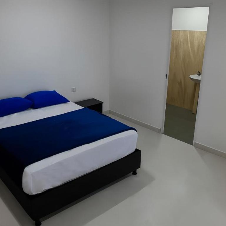 Hotel Roy - Double Room with Private Bathroom - 2