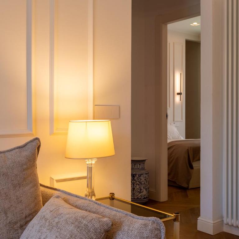 Twins Boutique Apartments - Appartamento con 2 Camere da Letto e Balcone - 4