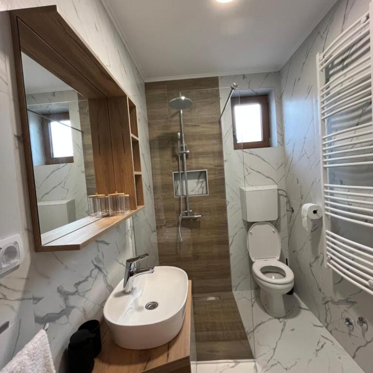 Casa Due - One-Bedroom Apartment - 33