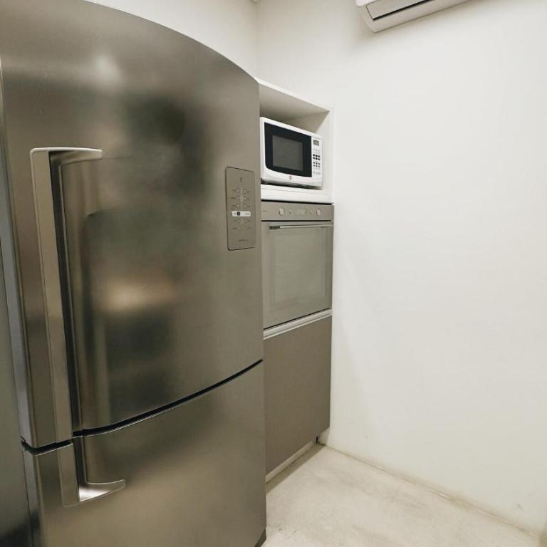 Modern 265m2 Flat BBQ Pool Gym - Three-Bedroom Premium Apartment - 9