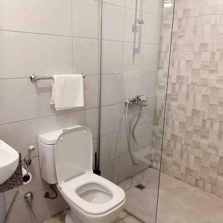 Modern 265m2 Flat BBQ Pool Gym - Three-Bedroom Premium Apartment - 15