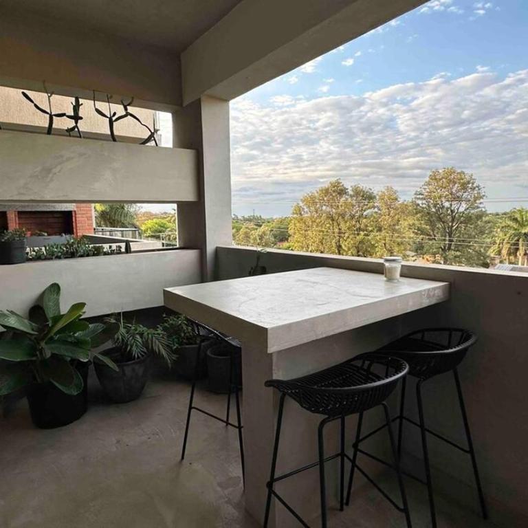 Modern 265m2 Flat BBQ Pool Gym - Three-Bedroom Premium Apartment - 23
