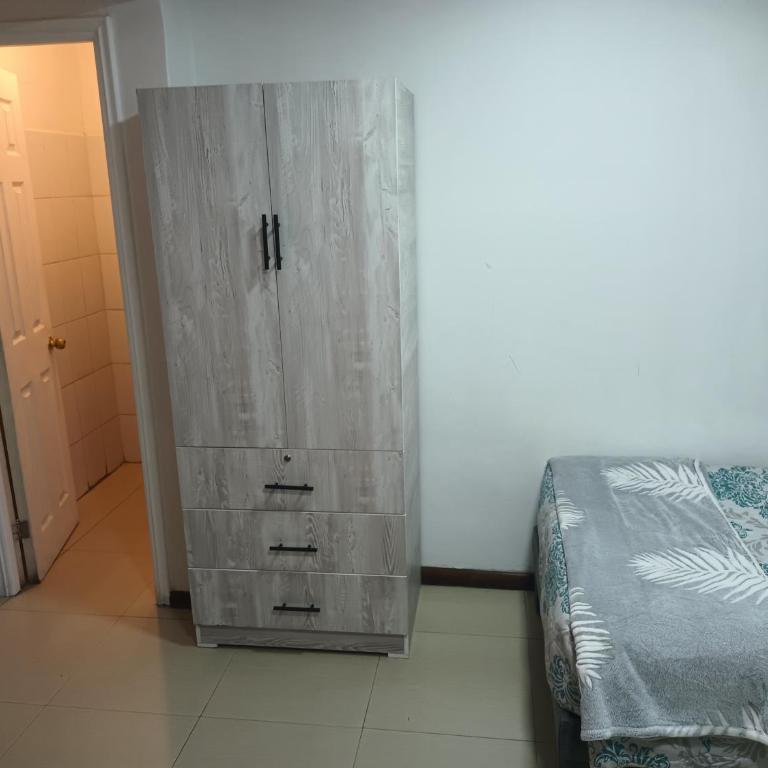Hostal O'Higgins - Triple Room with Private Bathroom - 4